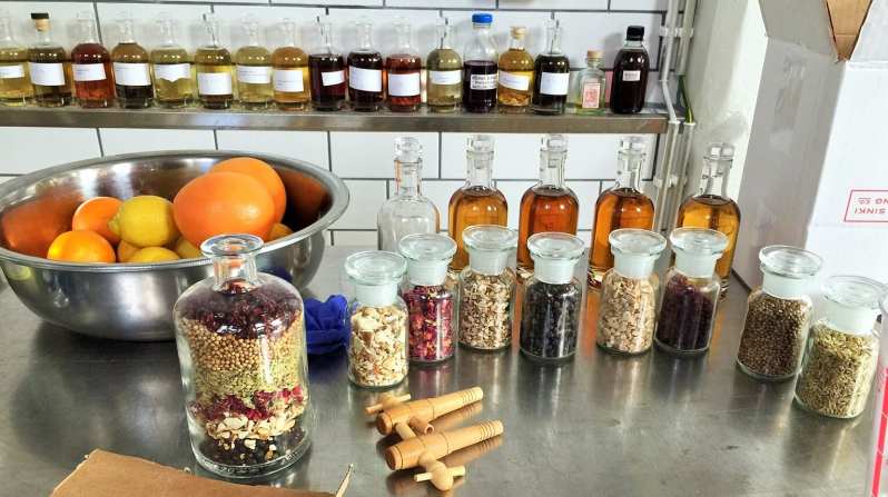 Gin botanicals
