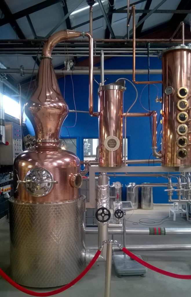 Gin pot still