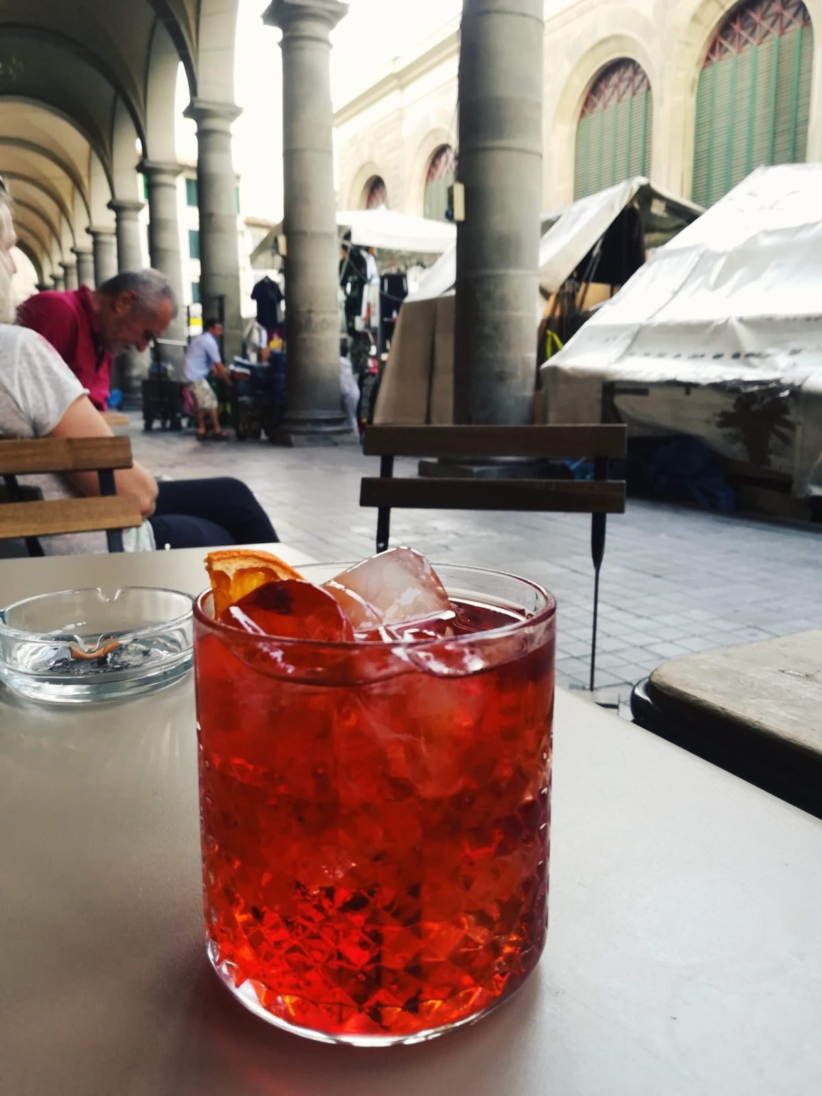 Negroni by the market