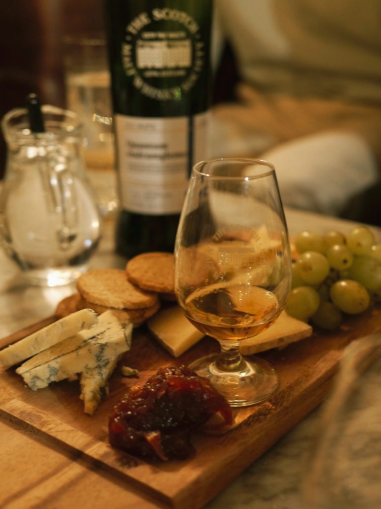 food and drink pairing ideas with whisky and cheese