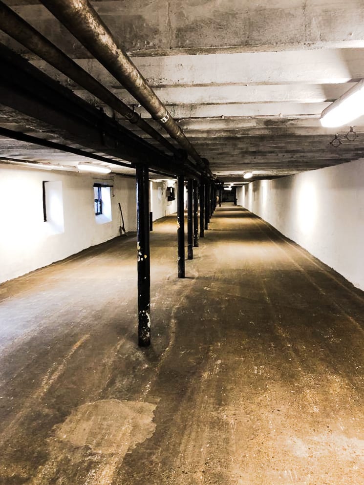 Floor malting room