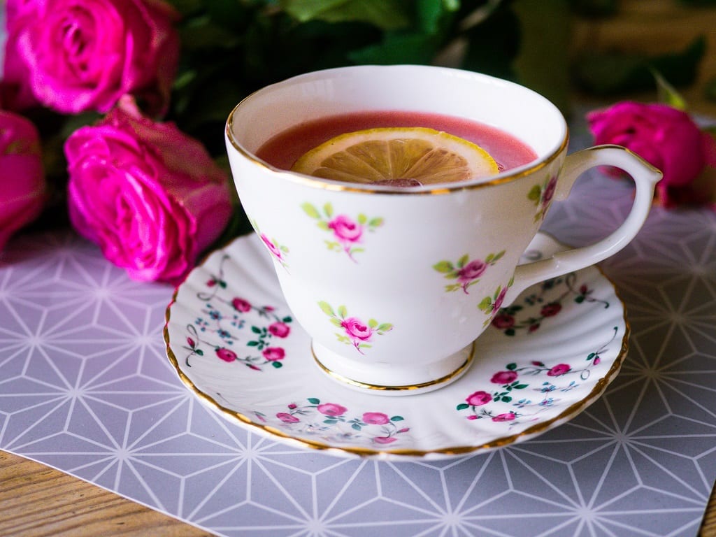 Pinkster gin tea cocktail