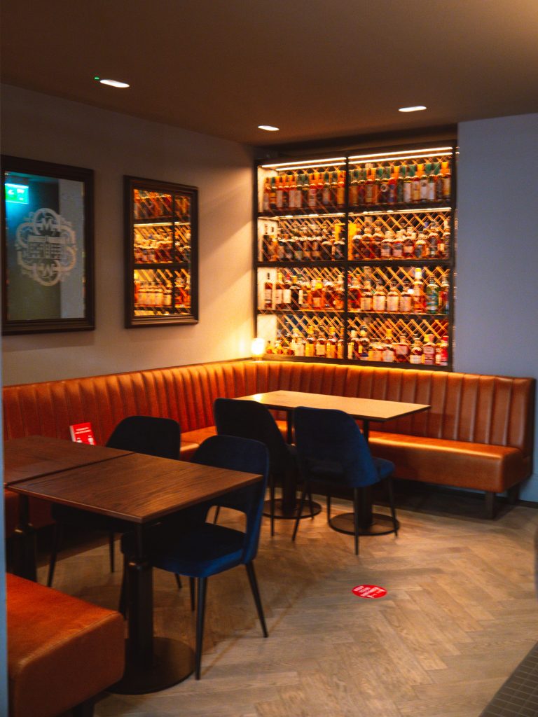 SMWS members lounge