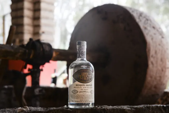 Corte Vetusto mezcal