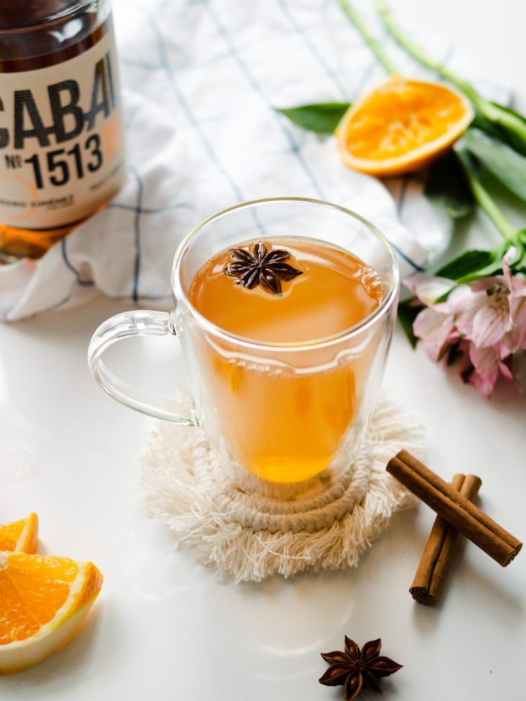 Rum hot toddy