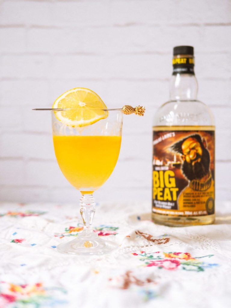 Peaty scotch cocktail
