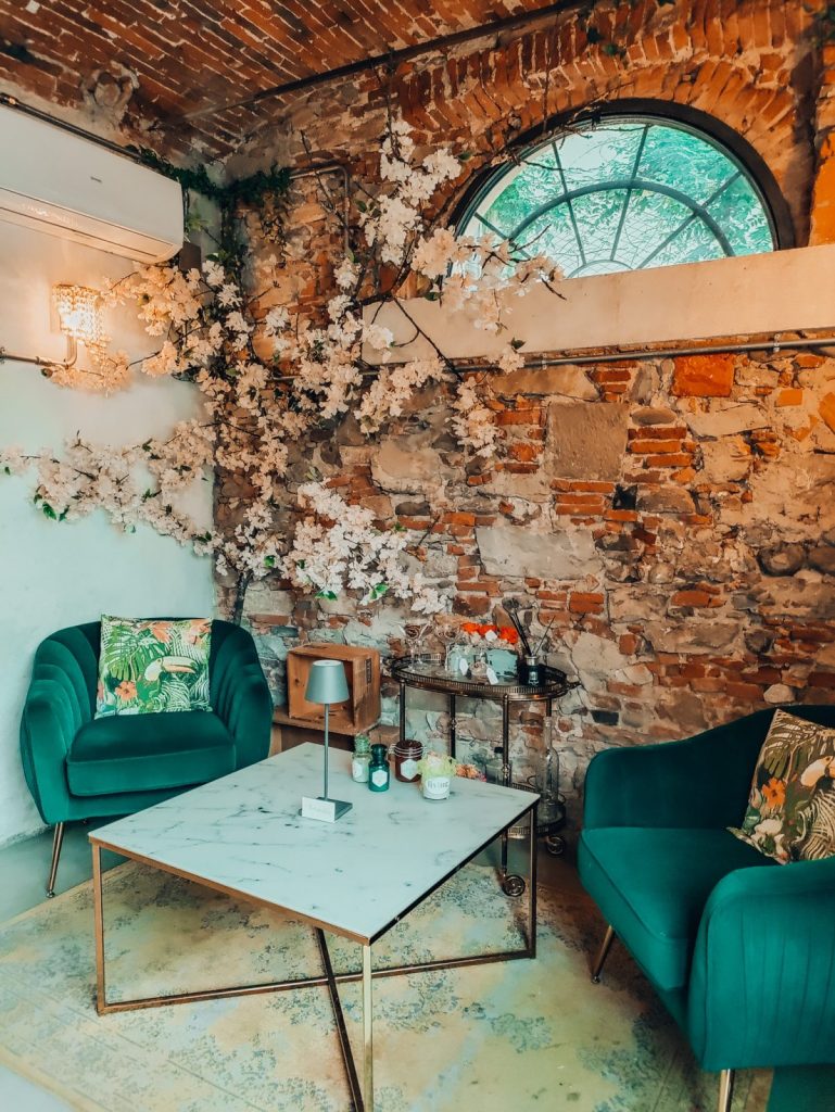 Bar decor