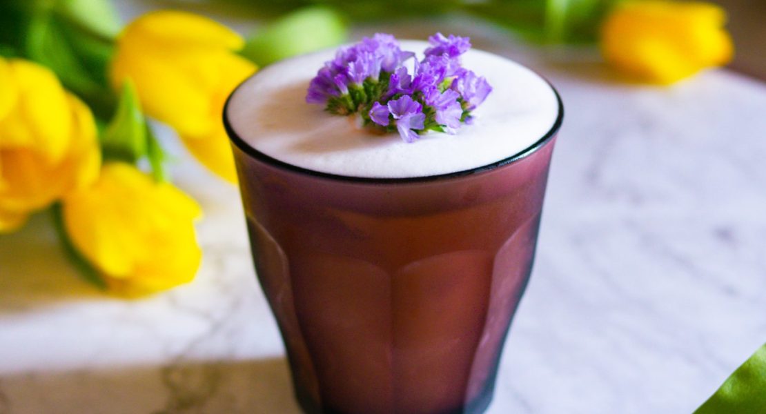 Spring cocktail using Duralex glass