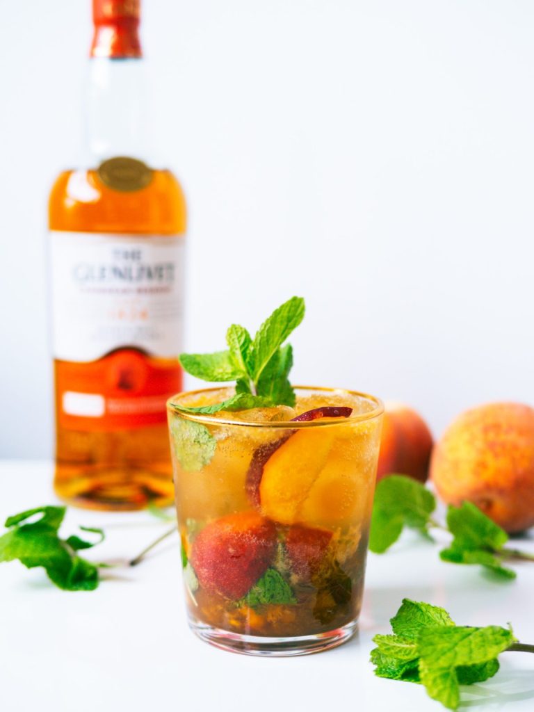 whisky rum peach smash cocktail