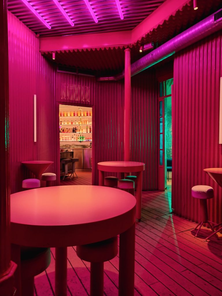 Naked and Famous cocktail bar in Seville