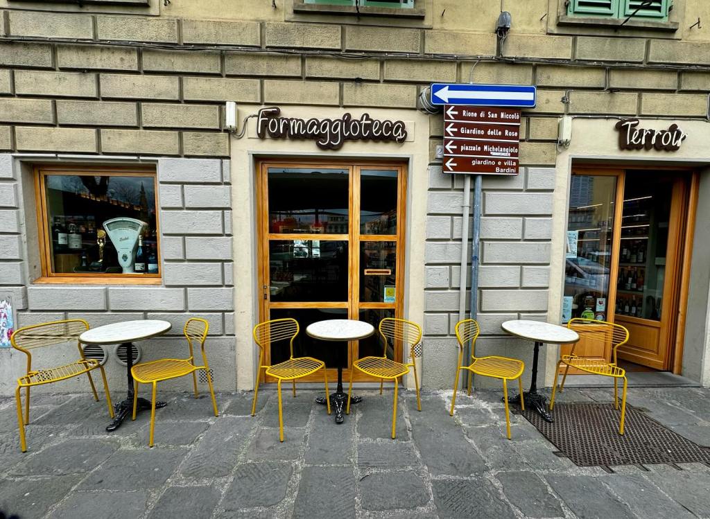 Cheese and wine bar in Florence
